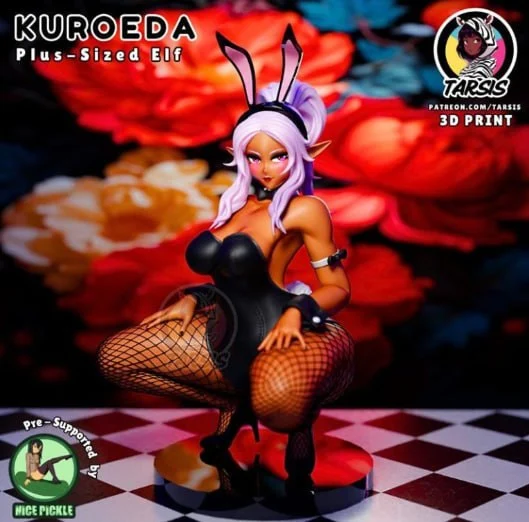 Kuroeda plus-sized elf figurine with lavender hair, long ears, black outfit, and round base