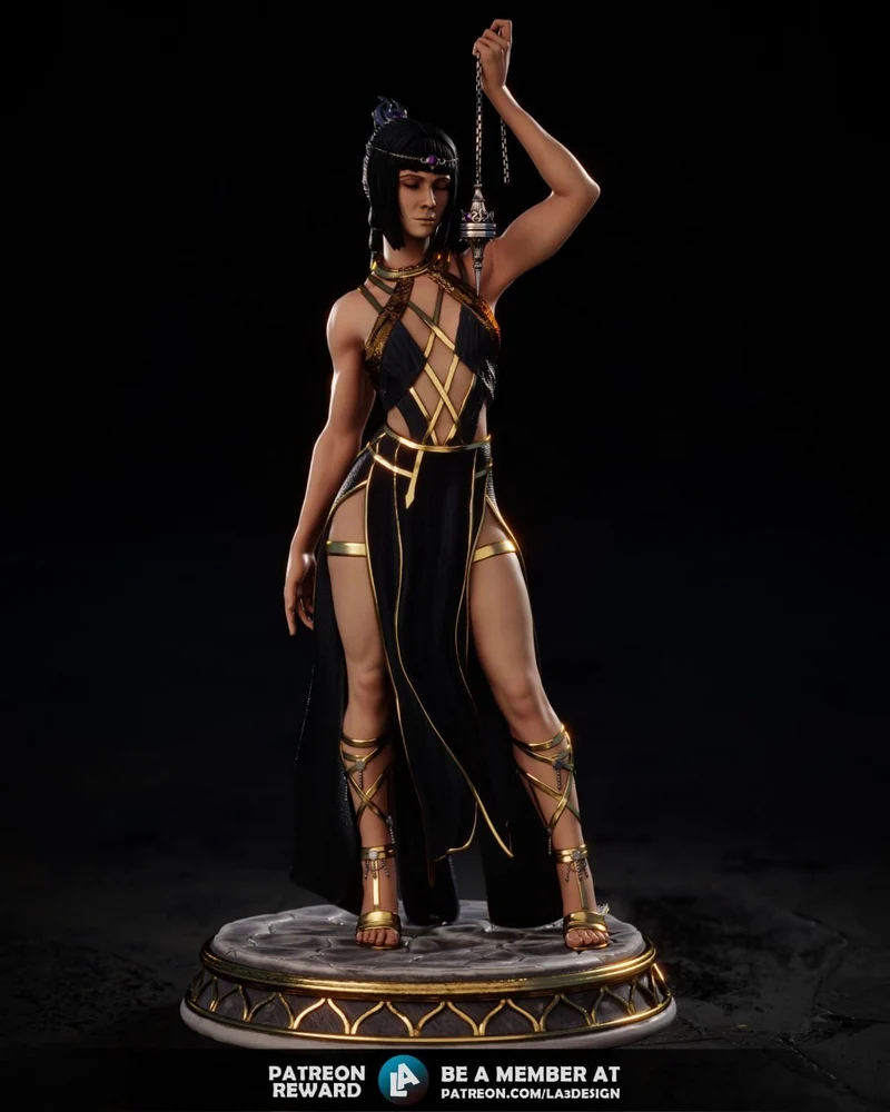 Shadowheart Baldur's Gate 3 figure in a black-and-gold outfit